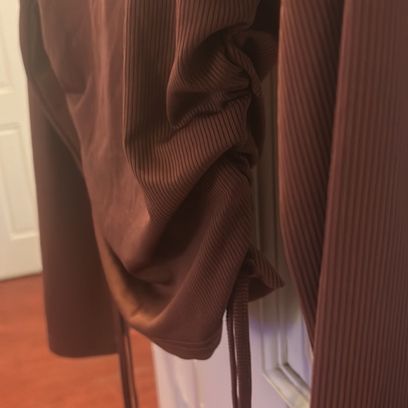 Shein Long Sleeve Crop Top - Picture 3 of 7